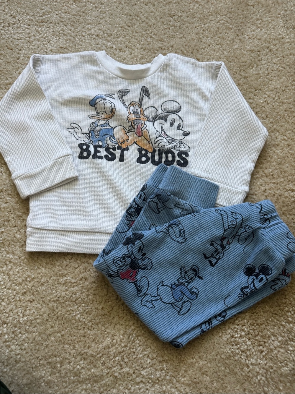 Disney 2T  'Best Buds' Waffle Knit Top with Blue Character pants